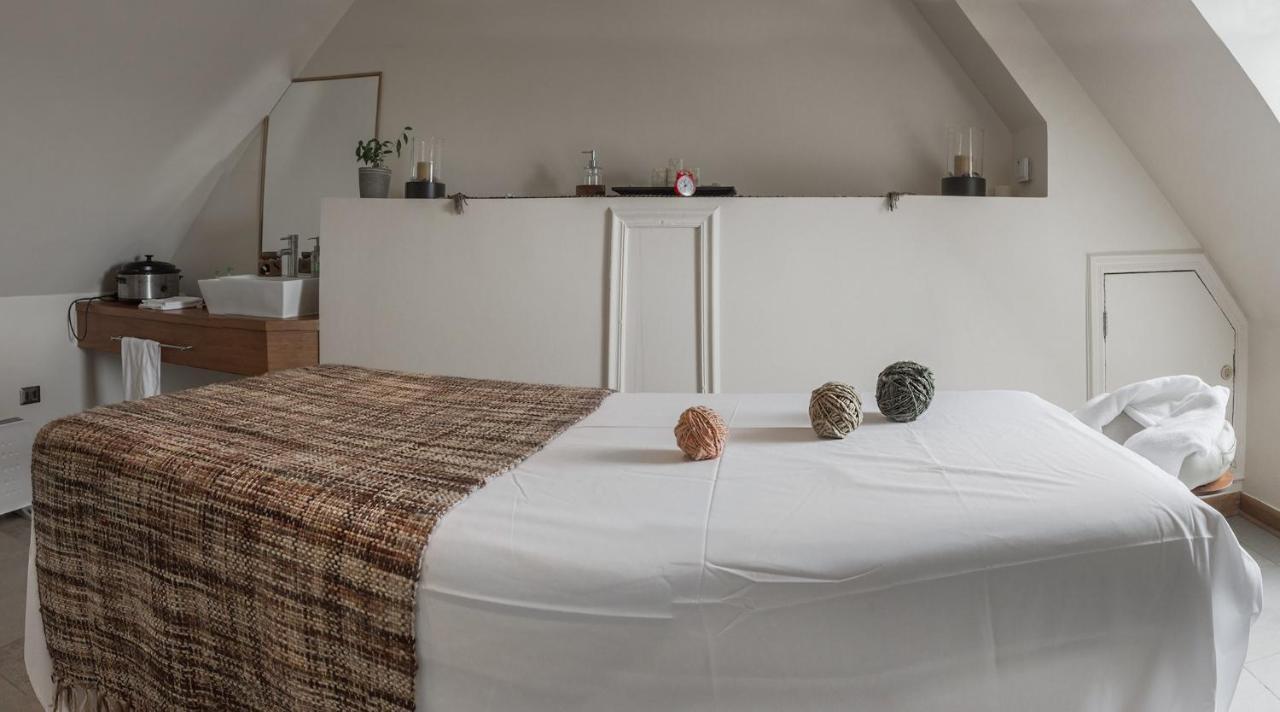 ホテル クンブレス プエルト ヴァラス プエルト・バラス エクステリア 写真 A massage table